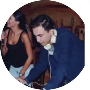 Giga Papaskiri - Musical artist