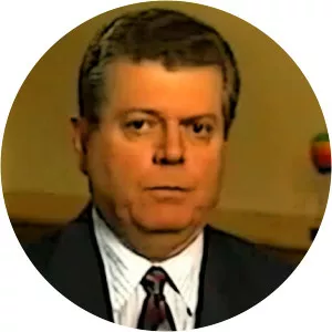 Gil Amelio - American executive