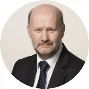 Giles Goodfellow - Author