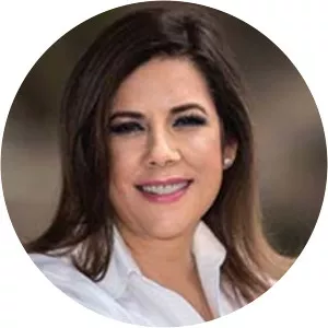 Gina Cruz Blackledge