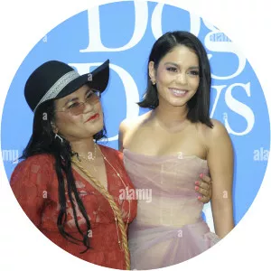 Gina Guangco photograph