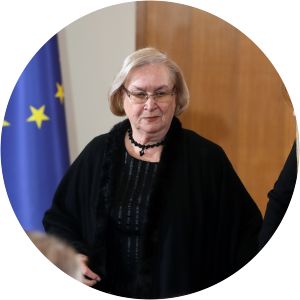 Gina Milanovic photograph