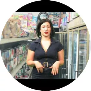 Ginger Kearns - Actress