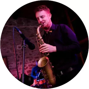 Ginger Tunes - Musical artist