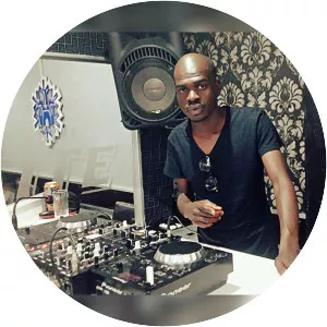 Gintonic Da Colly - Musical artist