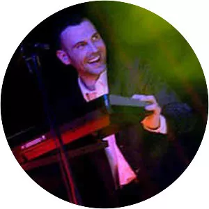 Gio van Oli - Musical artist