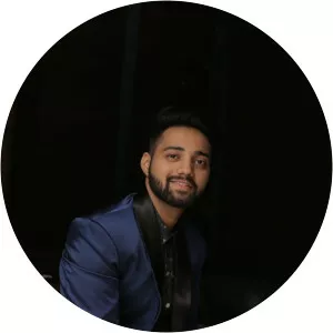 Girish Nakod - Singer