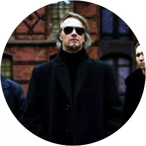 Girls Under Glass - Musical group