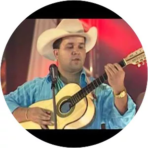 Girsel Da Viola - Musical artist