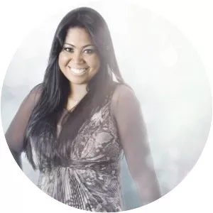 Gisele Nascimento - Singer