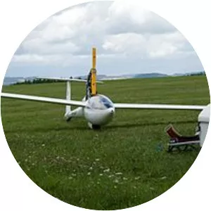 Glaser-Dirks DG-400 - 