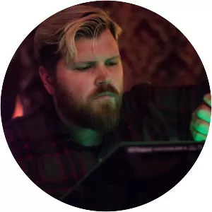 Glass Apple Bonzai - Musical artist