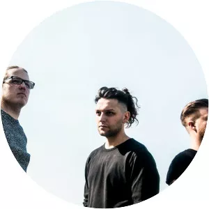 Glass Peaks - Musical group