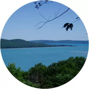 Glen Lake - Lake in Michigan