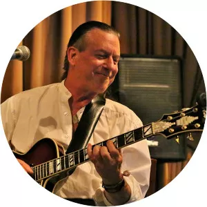 Glenn Alexander - Musician