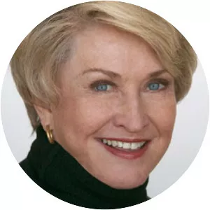 Glenna Goodacre - American sculptor