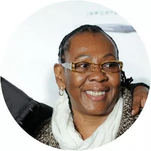 Gloria Carter