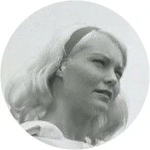 Gloria Neil - American television actress