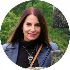 Glynnis Talken Campbell - American author