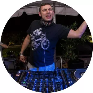 Goldillox, Seth Vogt