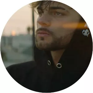 GOLDN - Musical artist - Whois - xwhos.com