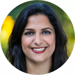 Gollaleh Ahmadi - Politician