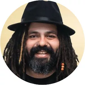 Gomba Jahbari - Musical group