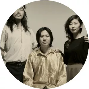 Goonamguayeoridingstella - Musical group