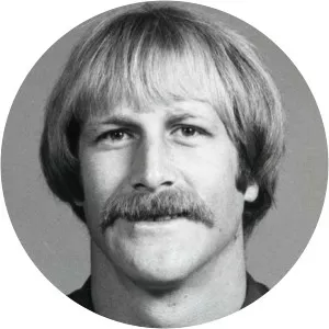 Gord Gallant - Ice hockey player