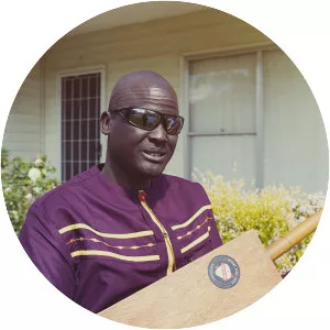 Gordon Koang - Musical artist