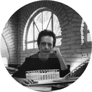 Gorka Dorronsoro - Visual artist