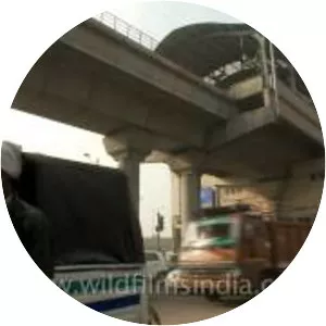Govind Puri metro station - 