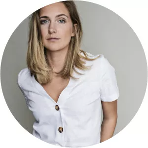 Grace Calder - Actress