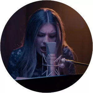 Grace Gaustad - Musical artist