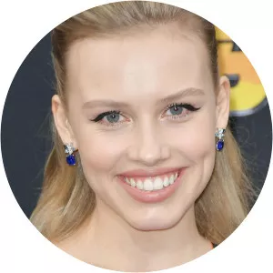 Gracie Dzienny - American actress