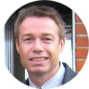 Graeme Le Saux - English footballer