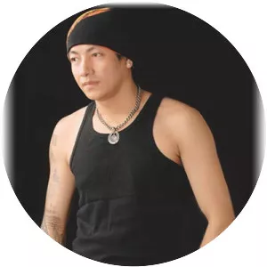 Graham - Burmese singer