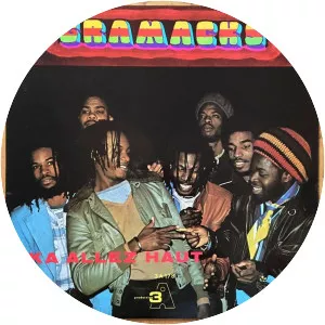 Gramacks - Musical group