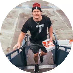 Grant Betts - American football player