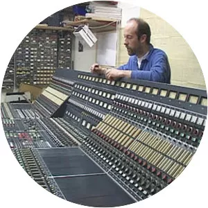 Great Linford Manor - 