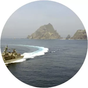 Greater and Lesser Tunbs