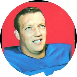 Greg Larson - American football player