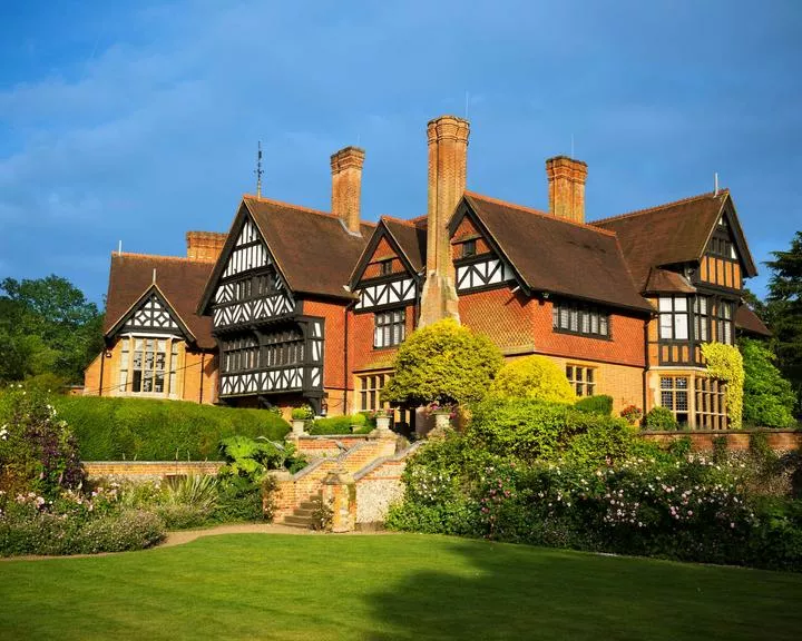 Grims Dyke Hotel And Restaurant - 