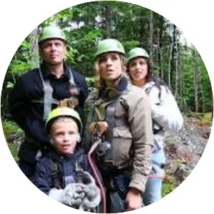 Grizzly Falls Picnic Area - Park in California