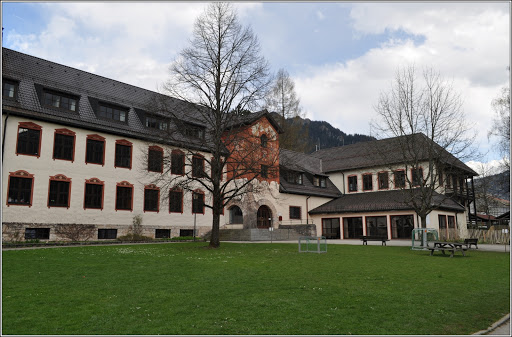 Grundschule/Mittelschule Oberammergau - Hauptschule (lower-tier secondary school) in Oberammergau, Germany