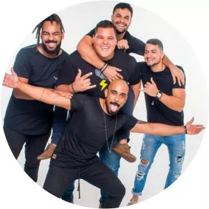 Grupo Menos é Mais - Musical group