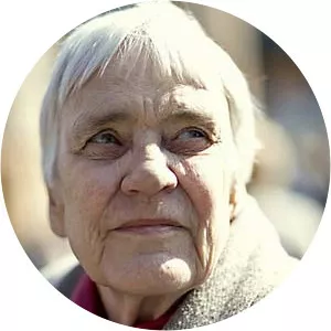 Gudrun Larsson - Stellan Skarsgård's mother