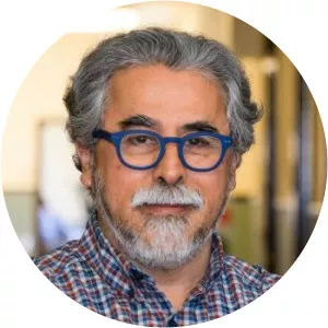 Guillermo Solano- Flores