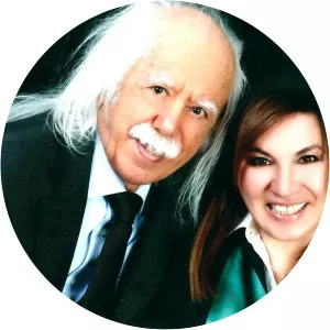 Gül Dümen - Haydar Dümen's wife