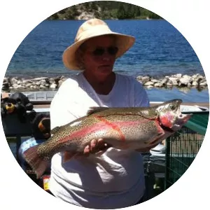 Gull Lake - Lake in California